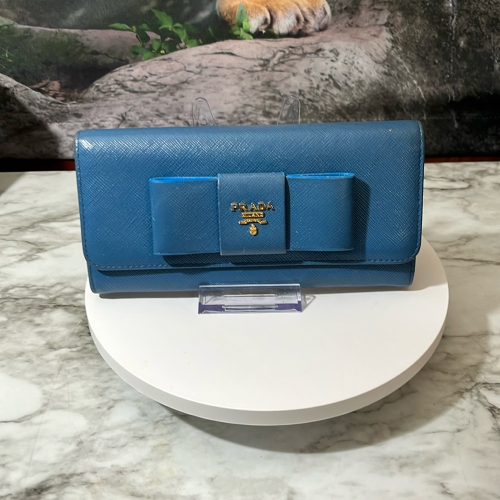 Prada Saffiano Fiocco Ribbon Women's Saffiano Long Wallet (bi-fold) in Bluette.